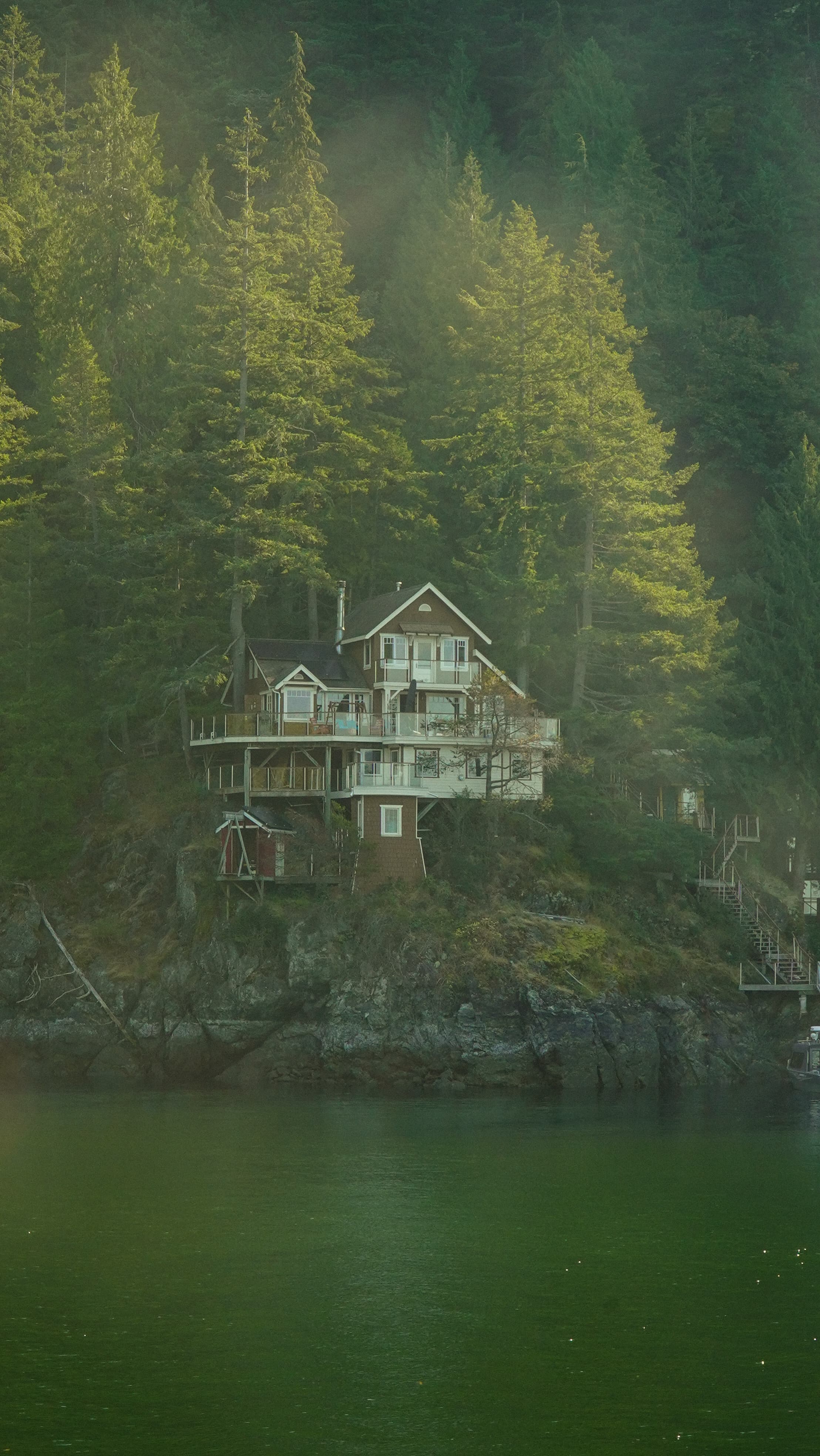 Brand content — horizon mountain escape